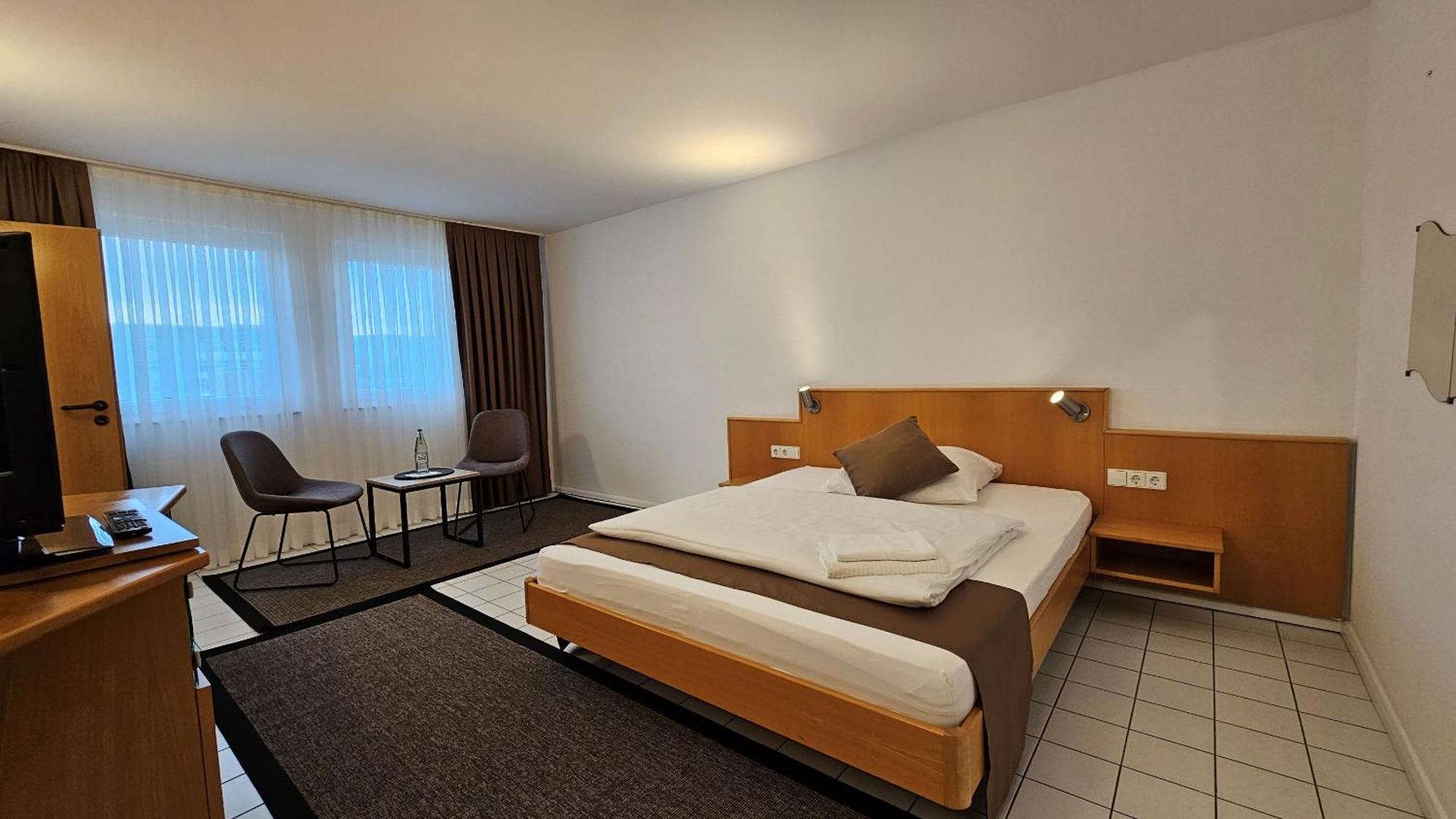 Elha Hotel Щутгарт Екстериор снимка