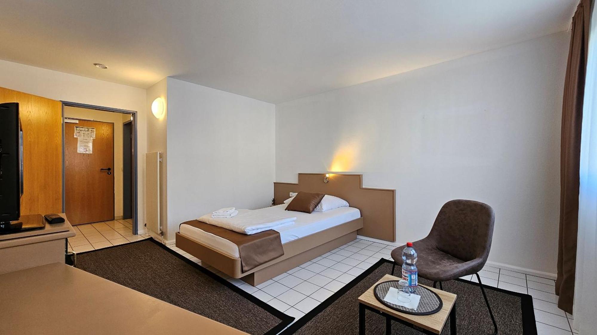 Elha Hotel Щутгарт Екстериор снимка