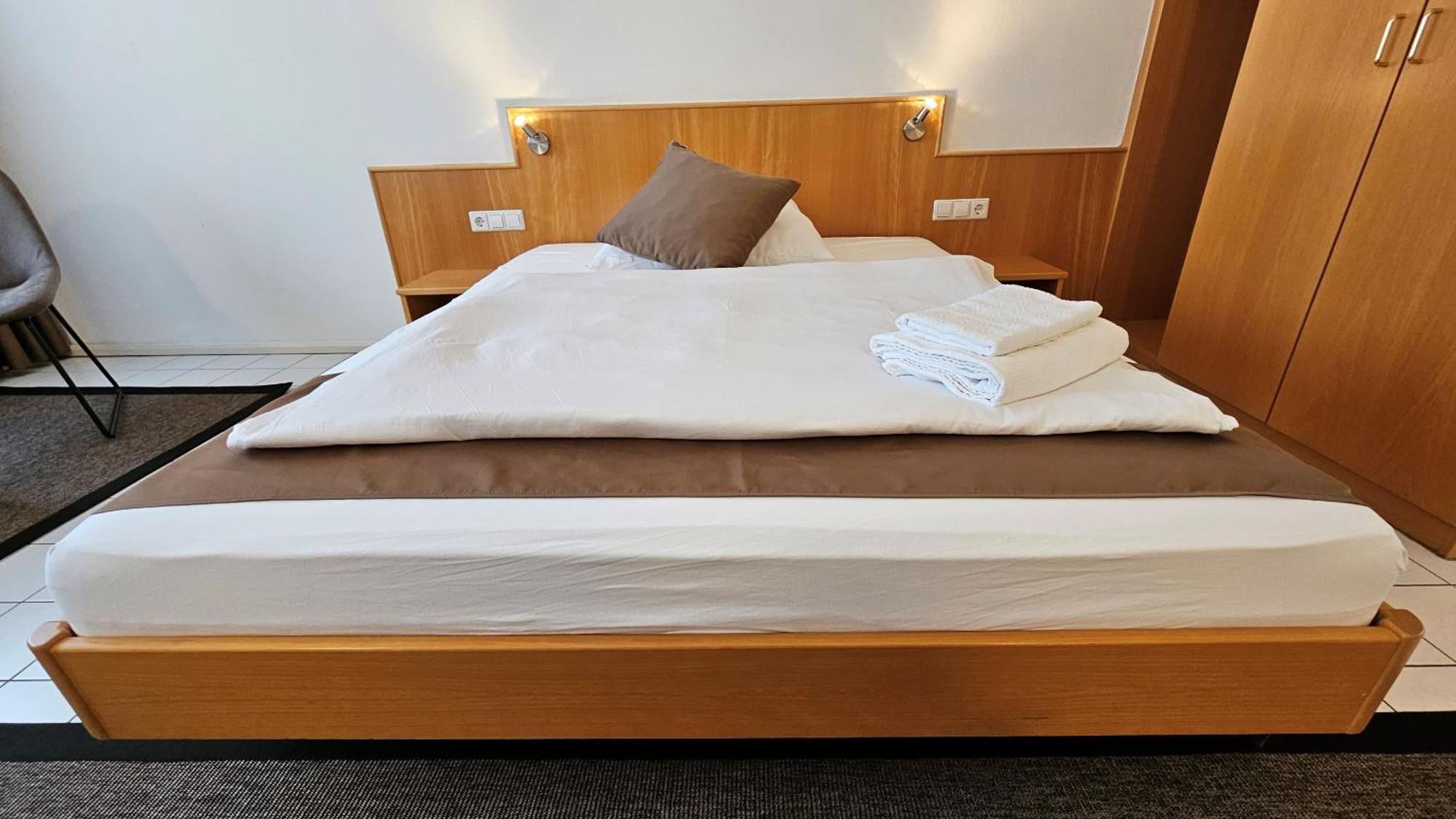 Elha Hotel Щутгарт Екстериор снимка